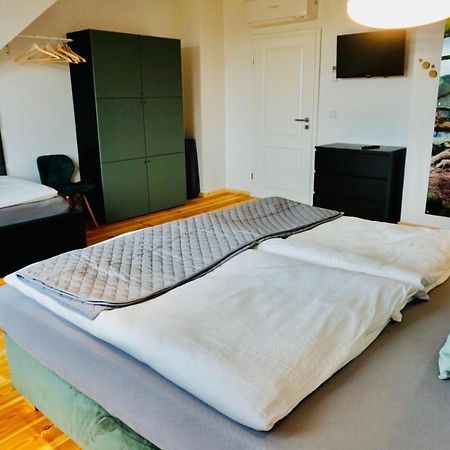 Fewo26 Im Sagenharz - Stilvolles Family-Apartment, 2 Sz, Klimaanlage, Wlan, Netflix & Free Parking 塔勒 外观 照片
